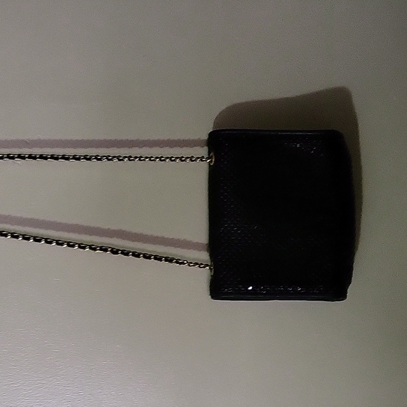 Purse - Picture 2 of 4